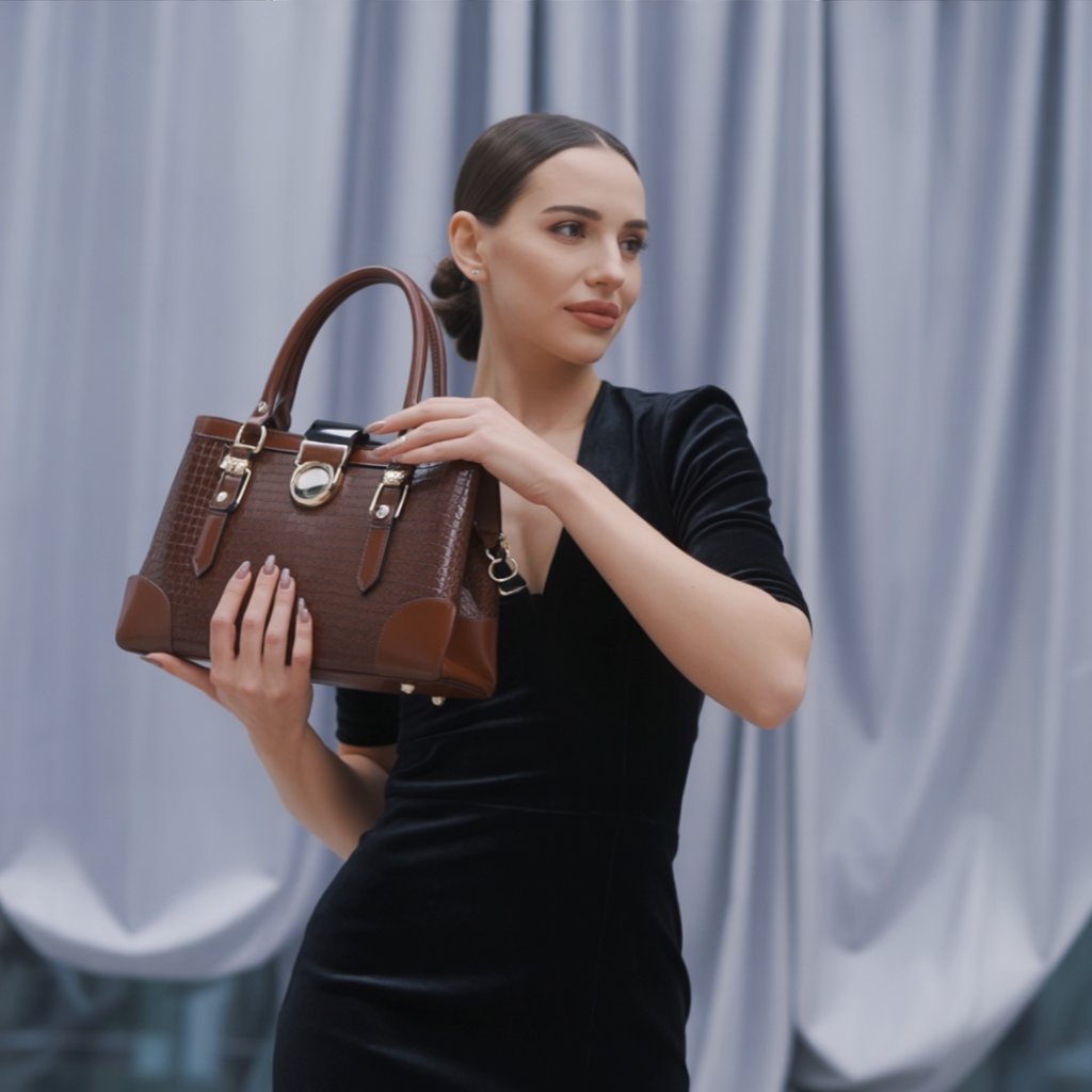 Vienna Noir + Set Monedero y Mini Bolso (3 piezas)